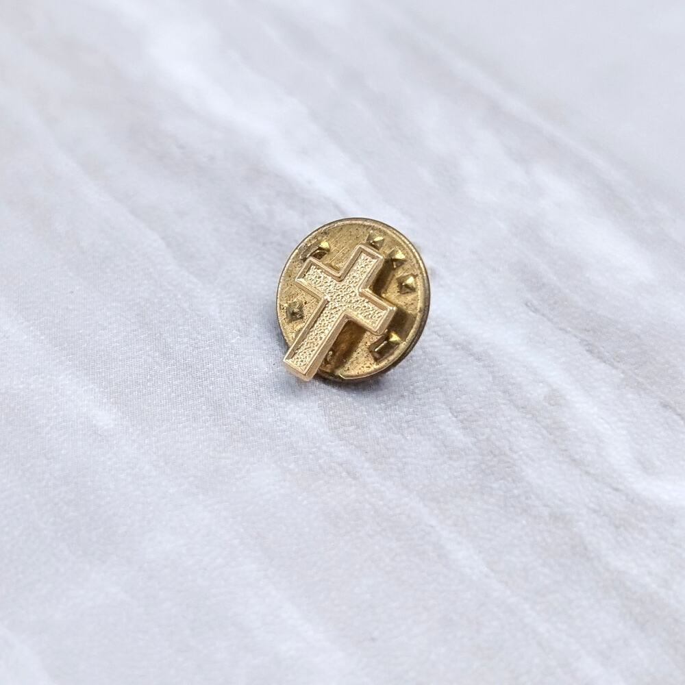 Vintage Brooch / Pin - Dainty Cross Religious Small 3/8" Textured Gold Tone